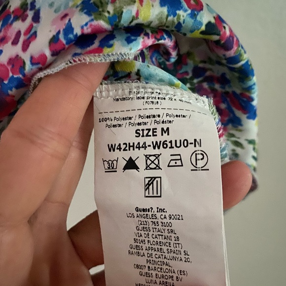 Guess Floral Flowy Crop Top - Picture 6 of 7